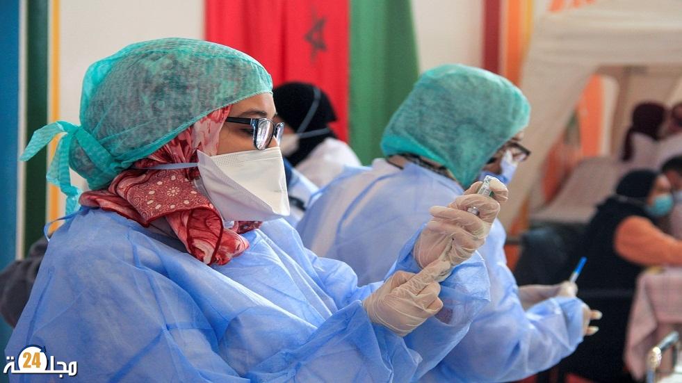 وزارة الصحة تبرمج مواعيد تلقيح فئات يقل عمرها عن 25 سنة و تمدد توقيت فتح مراكز التلقيح