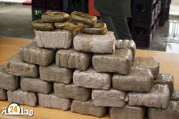 حجز 5 أطنان و820 كلغ من مخدر الشيرا وتوقيف 6 أشخاص