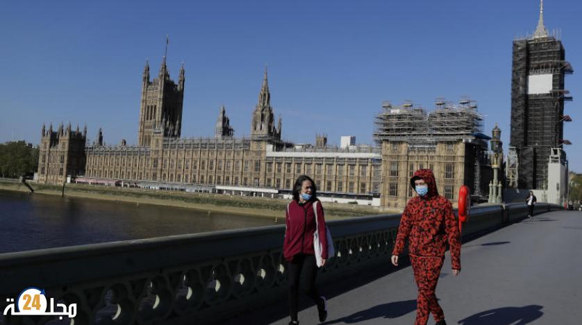 إنجلترا: وضع الكمامة غير إلزامي ابتداء من 19 يوليوز