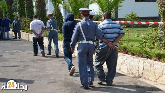 خرق حالة الطوارئ يقود 8 أشخاص إلى الاعتقال