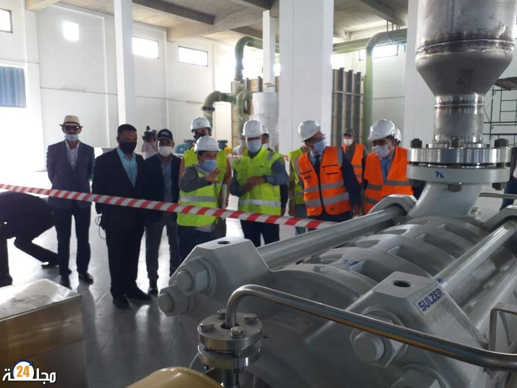 مدير المكتب الوطني للكهرباء والماء الصالح للشرب يتفقد لتحلية ماء البحر بالعيون