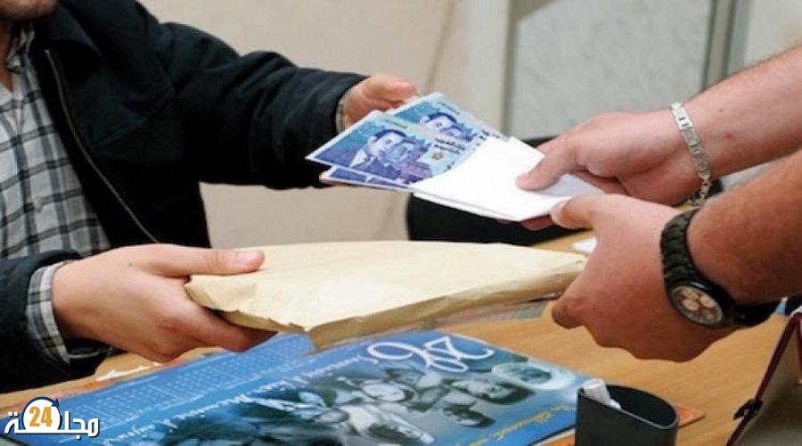 6000 درهم تطيح بأحد الأشخاص