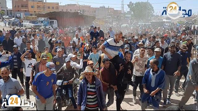 بالفيديو…فرحة ساكنة دار الشافعي ضواحي سطات بإنتخاب حسن الرحاني رئيسا للجماعة