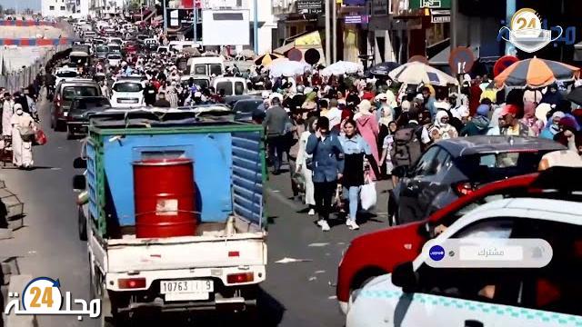 بالفيديو…ازدحام كبير في شارع محمد السادس بالبيضاء، قبل أيام عيد المولد النبوي في “كراج علال”