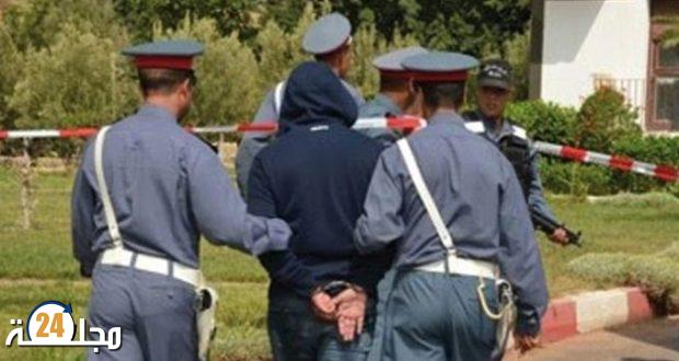 درك القليعة يوقف عشريني لحيازة المخدرات