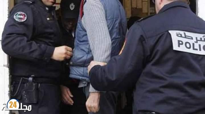 توقيف شخصين للاشتباه في تورطهما في ارتكاب عملية سرقة استهدفت شرطي  بمدينة أكادير