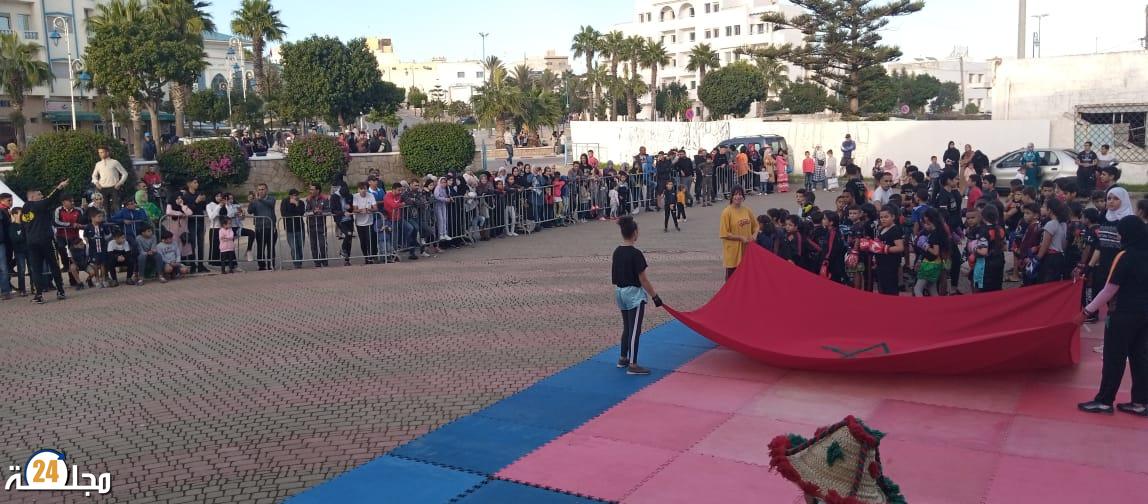 لوحات فنية واستعراضية لرياضة فنون الحرب بالفنيدق