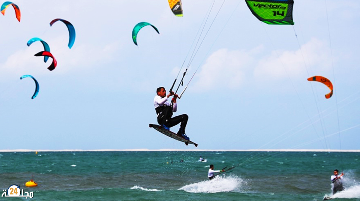 احتضان الداخلة لبطولة العالم للتزحلق على الألواح الطائرة تكريس للإشعاع الدولي للمدينة