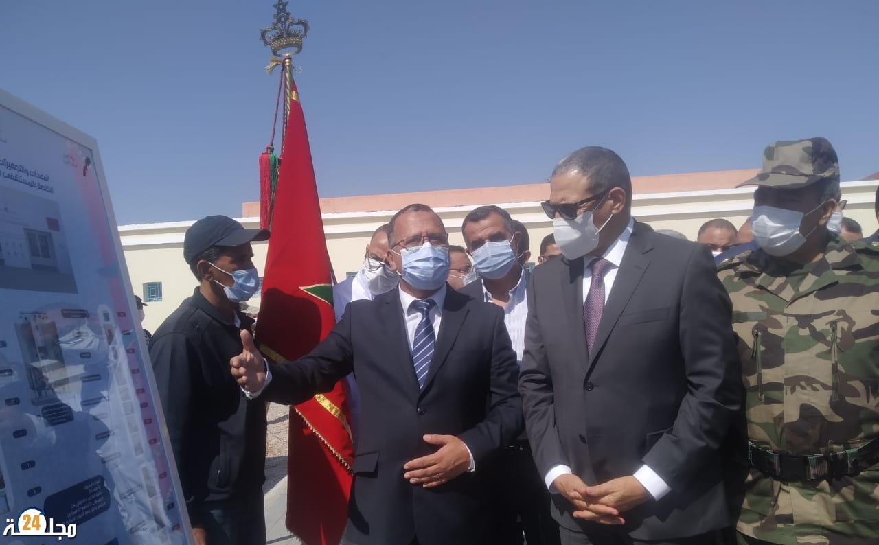 العيون…. والي جهة العيون يشرف على تدشين المستشفى الميداني لكوفيد 19