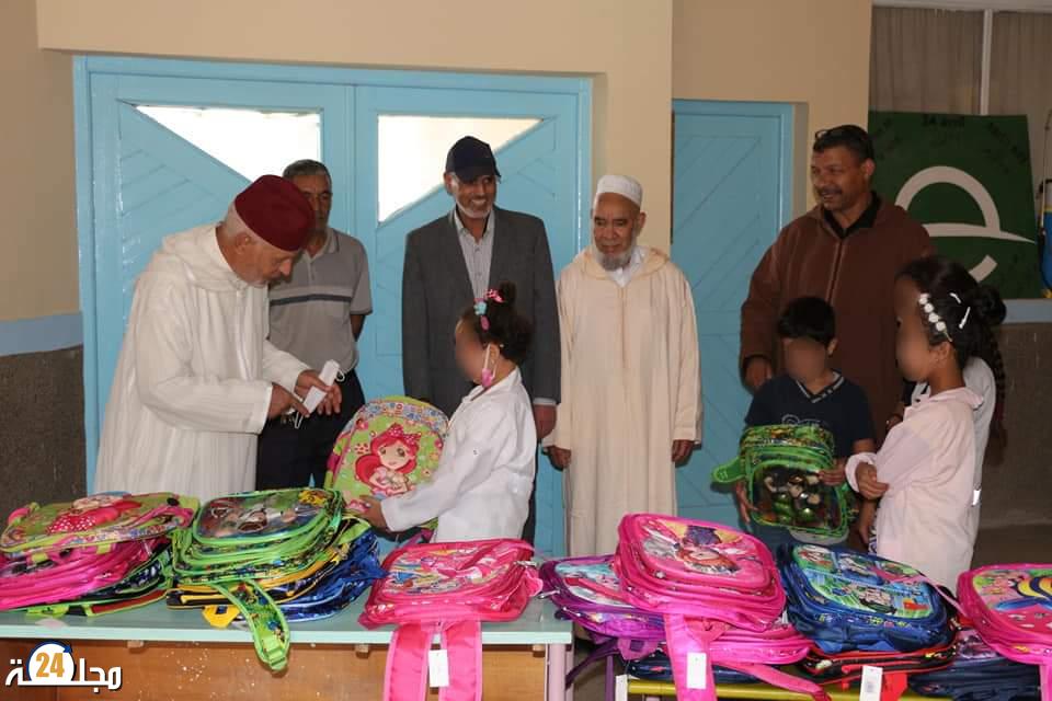 المجلس العلمي المحلي بإفران يساهم في الدعم المدرسي بالعالم القروي