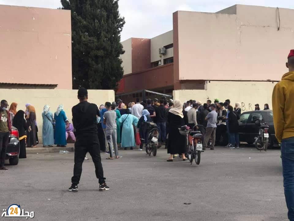 اكتظاظ غير مسبوق بمراكز التلقيح بسطات بعد الإعلان عن إلزامية الجواز