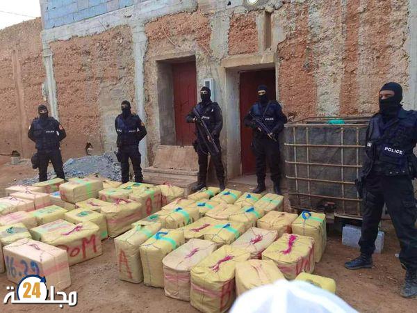 كلميم.. إحباط محاولة تهريب ثلاثة أطنان و219 كيلوغراما من مخدر الشيرا وتوقيف خمسة أشخاص