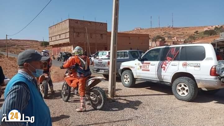 جدل بعد تسخير ” هليكوبتر ” لنقل سائح تعرض لحادثة سير