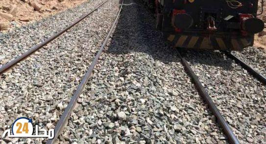 قطار يدهس عشريني  بسطات