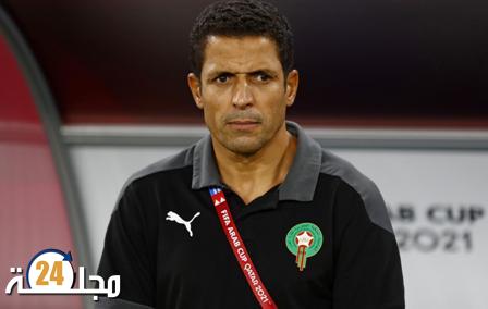 الفيفا تكلف المدرب المغربي عموتة بقيادة فريق العرب أمام أساطير العالم