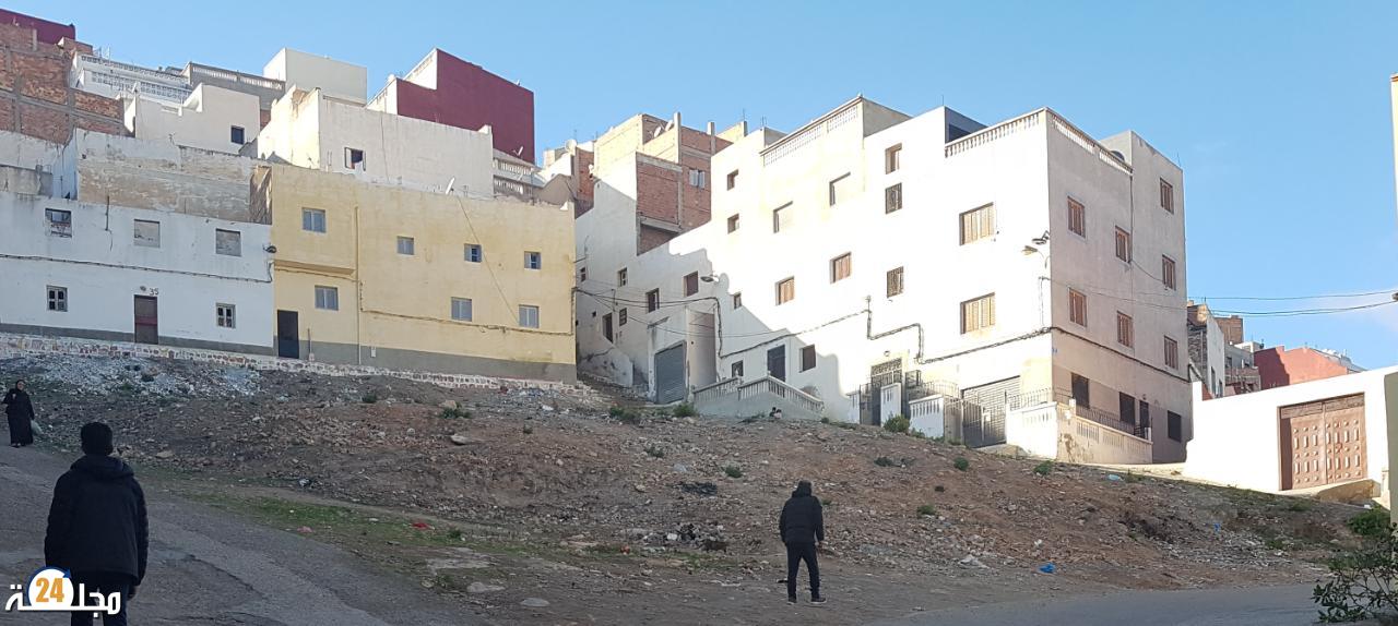 ساكنة حي أفزار الاعلى بالحسيمة تطالب ببناء المسجد الذي وعد به مسؤولون في وقت سابق
