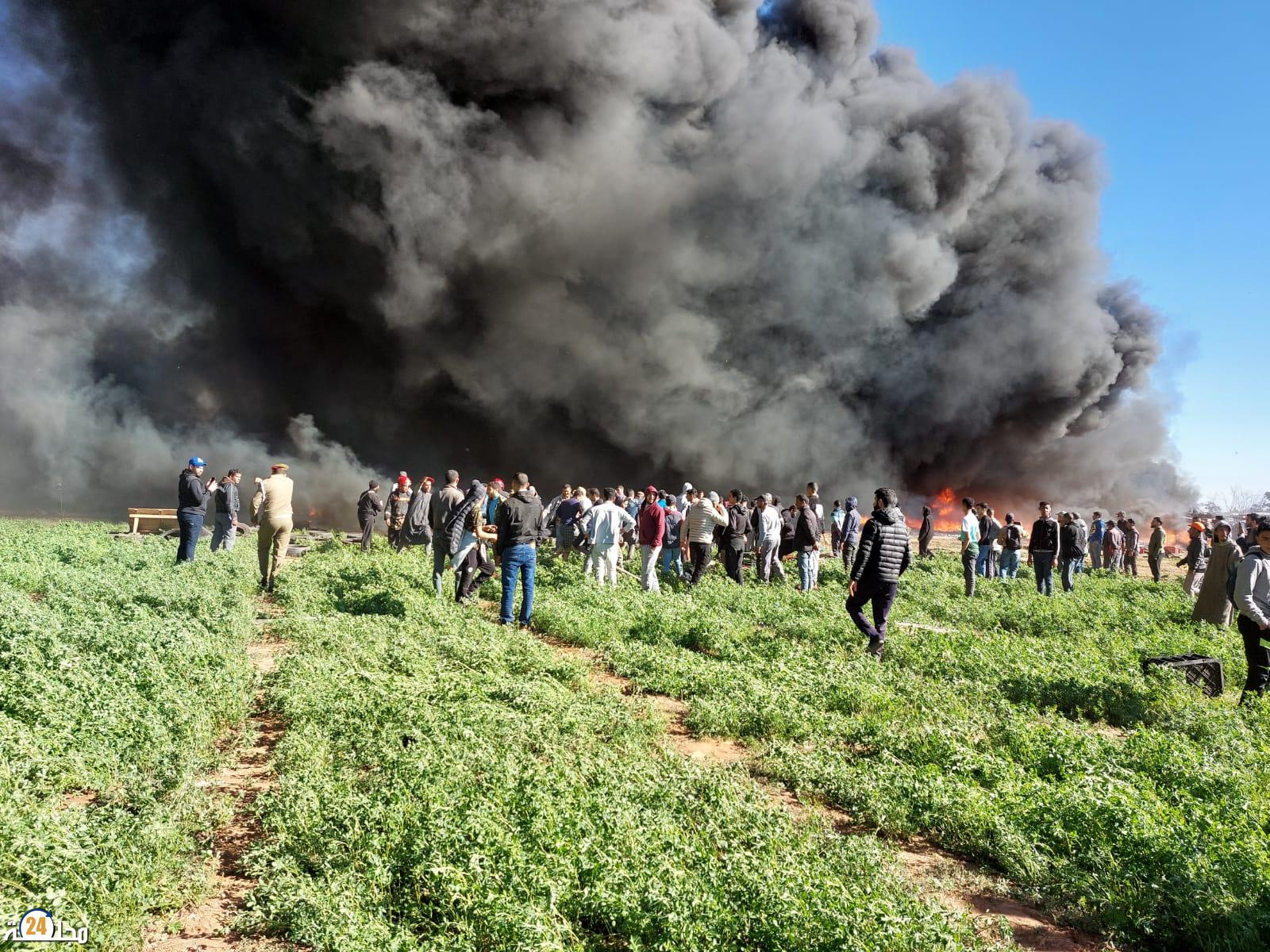 حريق مهول بمستودع للصناديق البلاستيكية والخشبية داخل ضيعة فلاحية بإنزكان