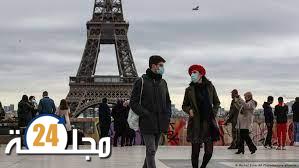فرنسا تقلص مدة العزل للمصابين بكورونا