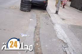 شركات الاتصالات تأزم أكثر وضعية شوارع سطات و تتسبب في خسائر مادية لأصحاب سيارات