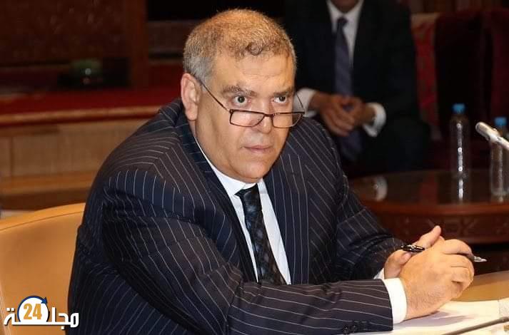 لفتيت يدعو رؤساء الجماعات بعدم الالتزام بأية نفقة جديدة إلابموافقة الوالي أو العامل