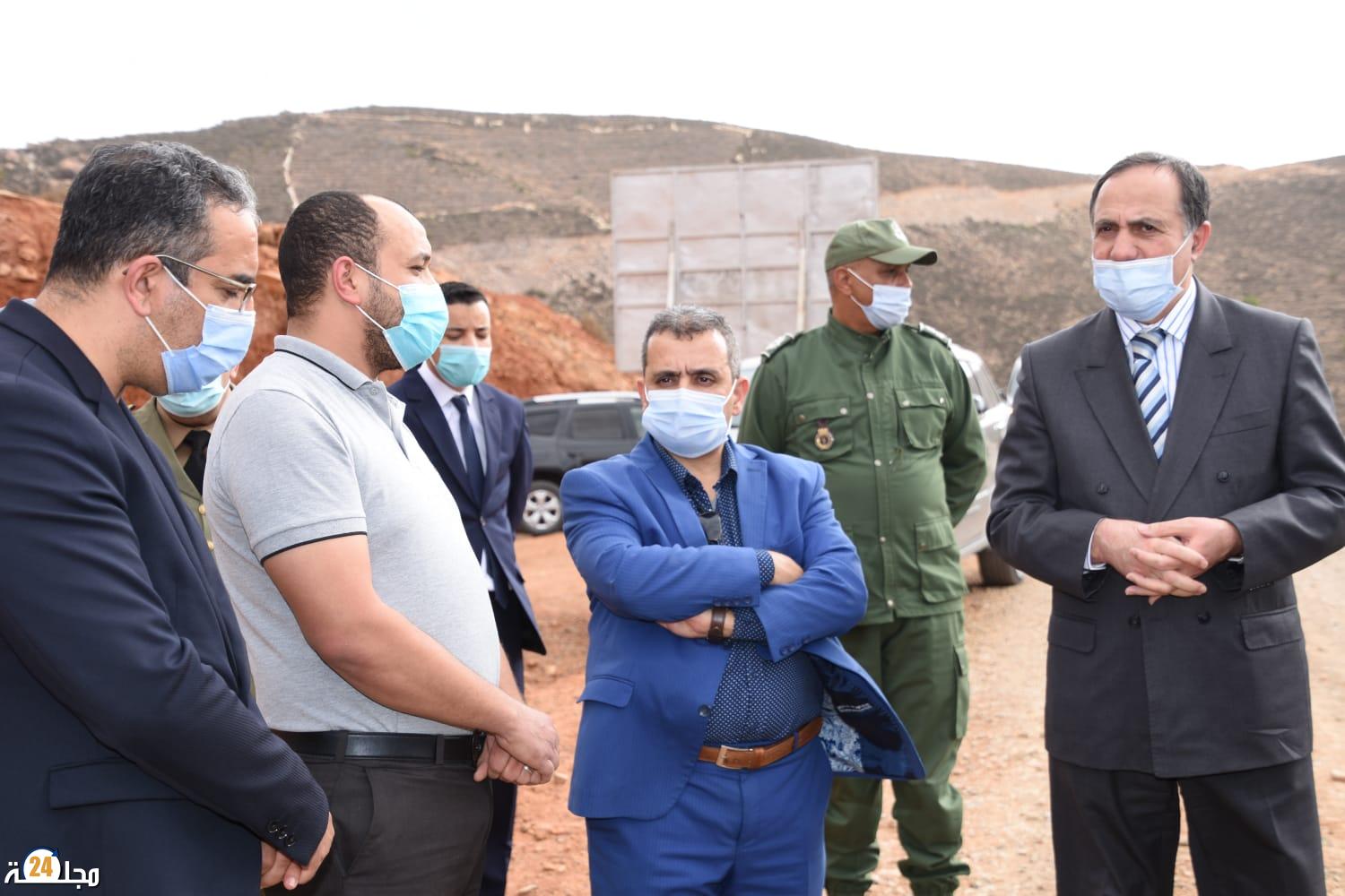 عامل اقليم تيزنيت يتفقد مشاريع تنموية بجماعتي أداي و أيت احمد