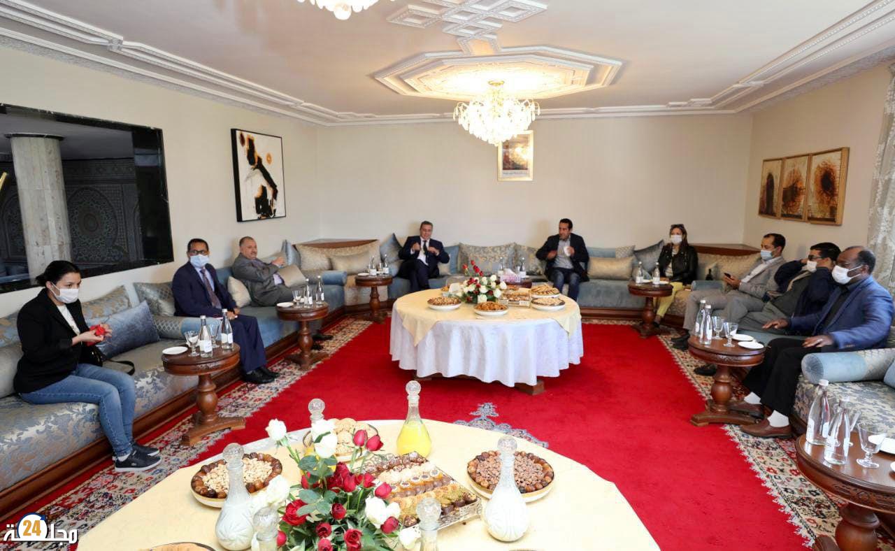 عزيز أخنوش رئيس مجلس جماعة أكادير يعقد لقاء تواصليا مع أحزاب المعارضة