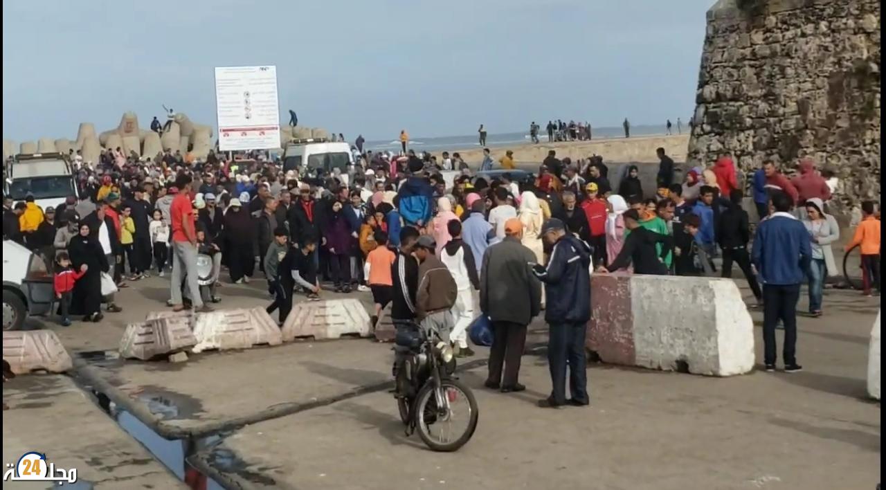 بالصور… انتشال جثة و البحث جار عن جثة سابعة لبحلرة غرقوا بسواحل مدينة الجديدة