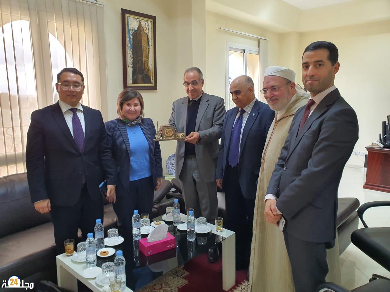 زيارة سفيرة جمهورية كازاخستان لجامعة القرويين بفاس