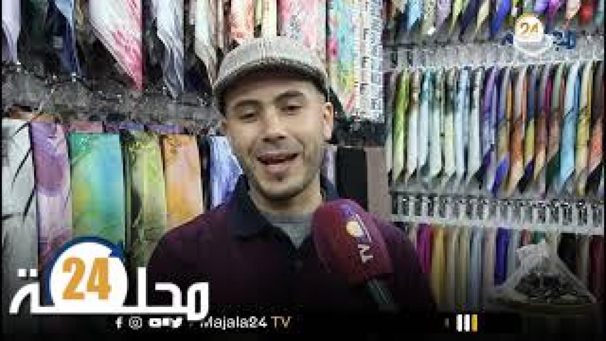 بالفيديو …..إفتتاح محل تجاري لبيع جميع أنواع الفولار والشال بسطات