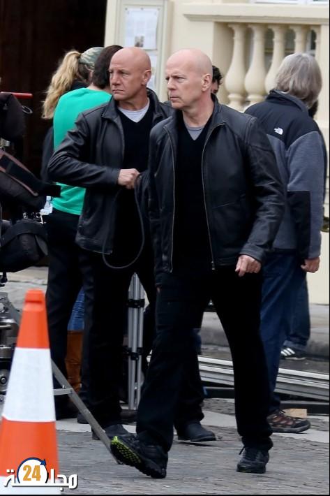 “دوبلير” بروس ويليس يكشف تفاصيل جديدة عن مراحل تدهور حالته الصحية