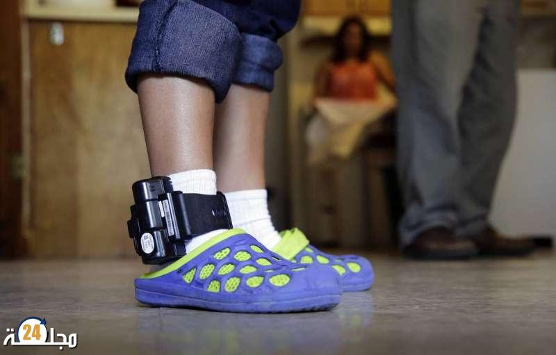 السوار الالكتروني.. حل لتقنين الاعتقال الاحتياطي لكن تكلفته مرتفعة