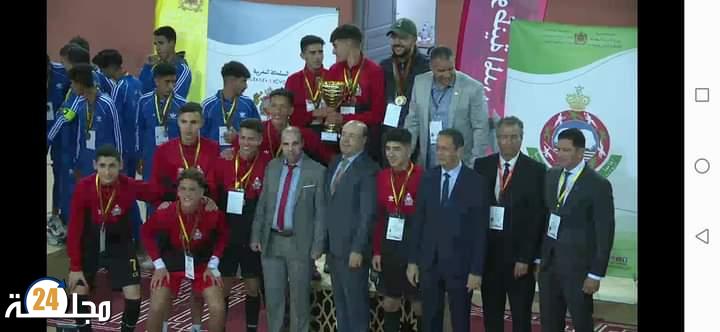 فريق ثانوية تارجيست التأهيلية مديرية الحسيمة بطلا للبطولة المدرسية لكرة القدم (فتيان)