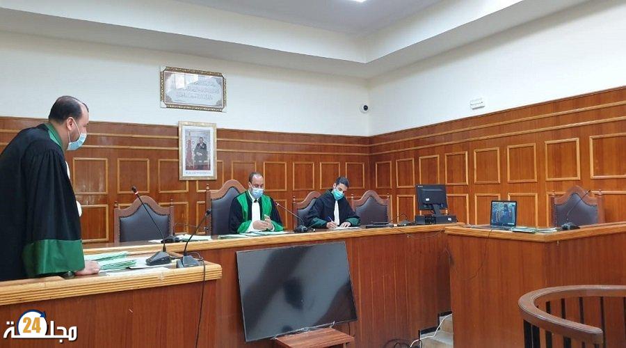 إحالة أزيد من 700 موظف مغربي على القضاء