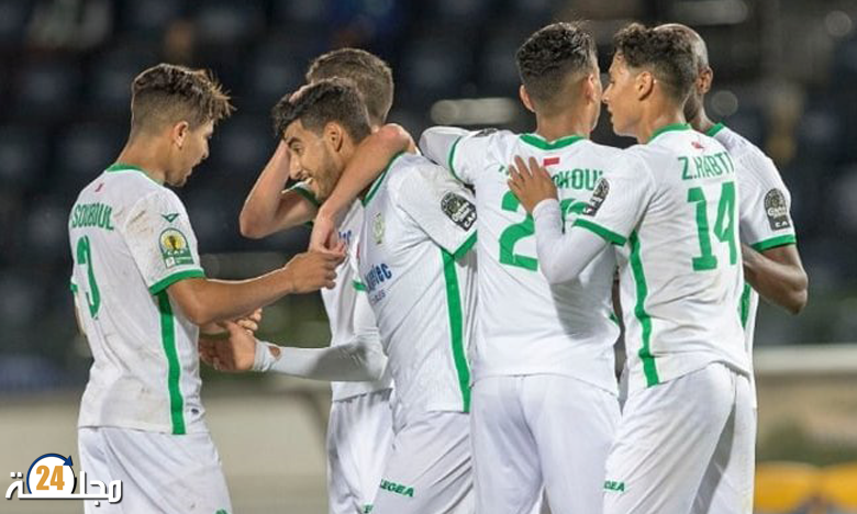 فيديو….شجار بين أحداد و الهبطي لاعبي الرجاء ينتهي بغرفة الملابس بعد مباراة الأهلي