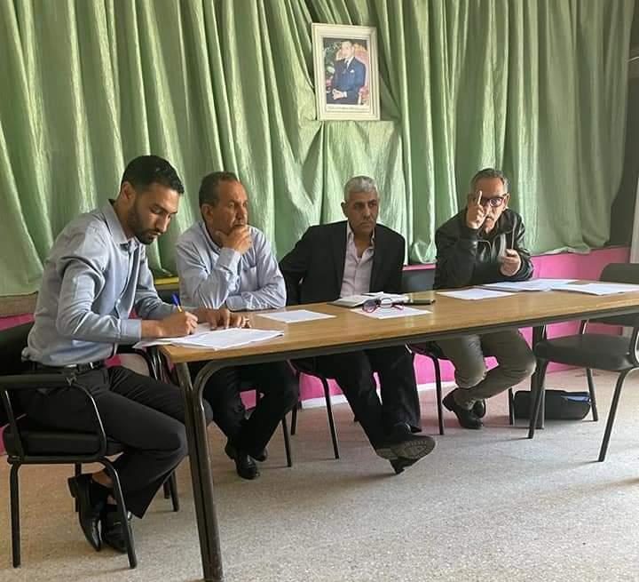 لقاء تواصلي لفيدرالية جمعيات اباء واولياء التلاميذ فرع إقليم الجديدة مع جمعيات الإباء بمدينة بير الجديد