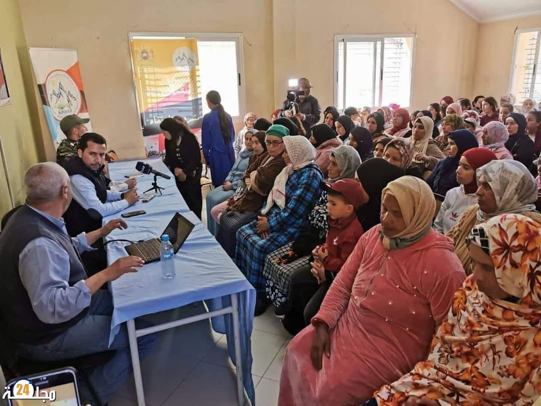 تعزيز المشاركة السياسية النسائية موضوع لقاء تواصلي بتمحضيت إقليم افران