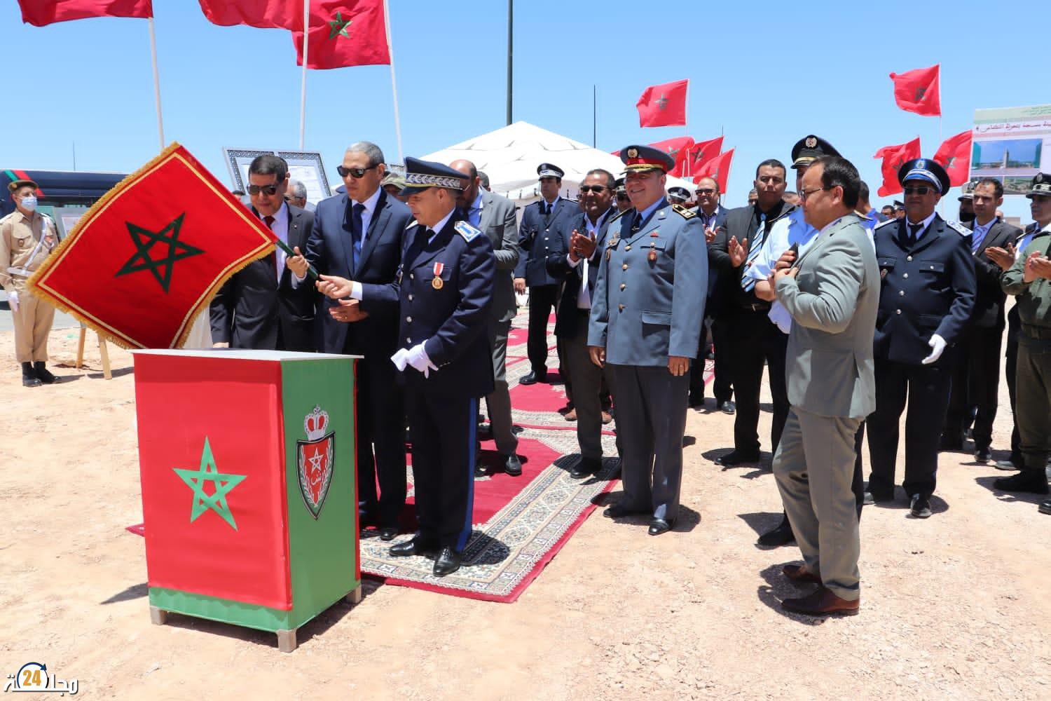 والي جهة العيون الساقية الحمراء و والي الامن رفقة وفد هام يشرفان على تدشين مشروع انجاز و تهيئة مسجد بتجزئة التضامن الخاصة لموظفي رجال و نساء الامن بالعيون