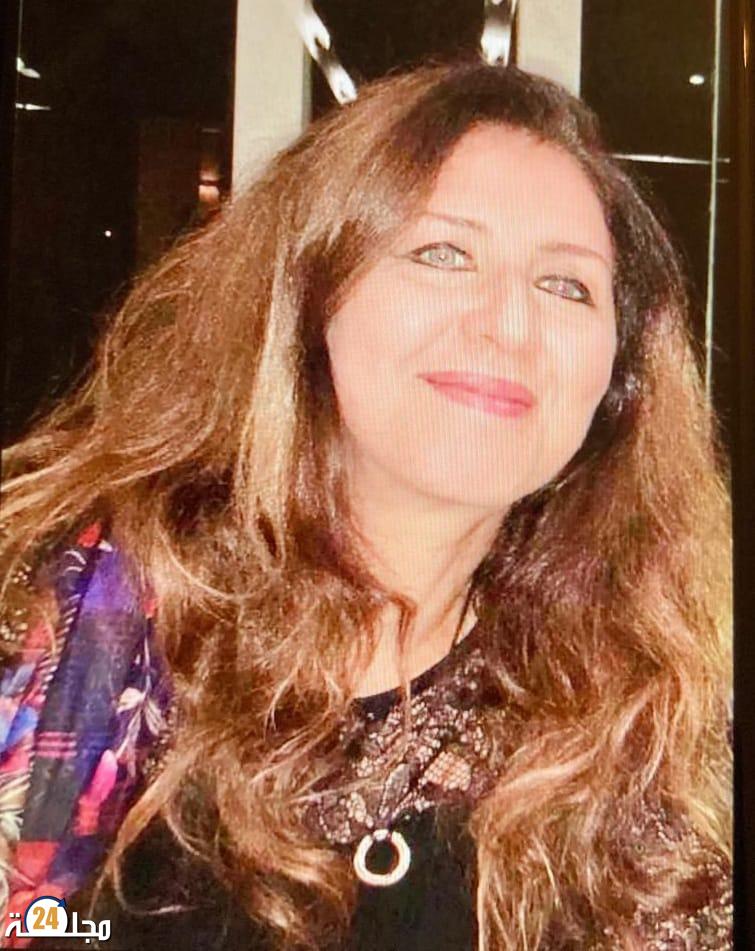 الفنانة التشكيلية خديجة مغرب.. أسعى من خلال رسوماتي إلى نشر الحب والسعادة
