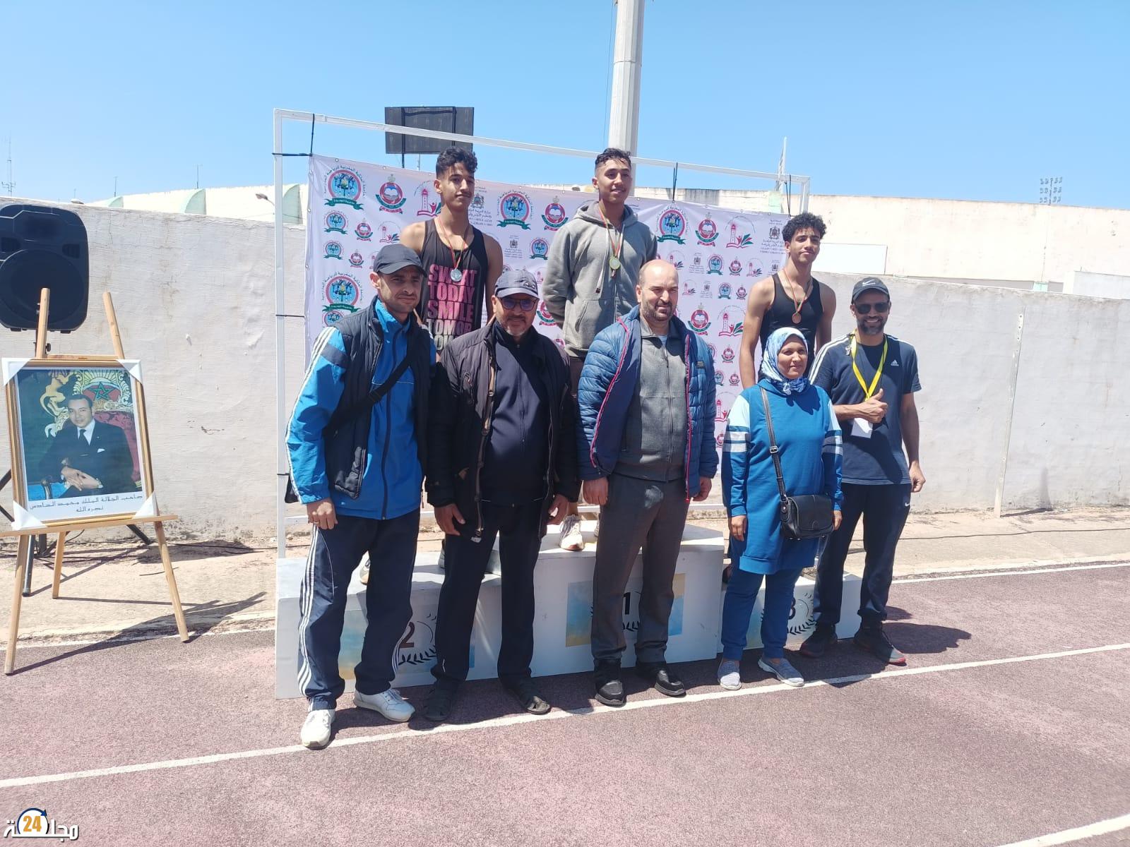 مشاركة جيدة لتلاميذ مؤسسة البحابحة الابتدائية في ألعاب القوى بالجديدة