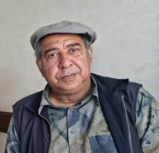 تأمّل يا صاحبي   ذاك  اَلـــفـَـنـان الـــخــبْــزي ؟؟