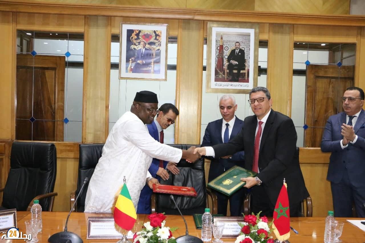 توقيع اتفاقية شراكة بين الوكالة الوطنية للتأمين الصحي والوكالة الوطنية للمساعدة الطبية لمالي