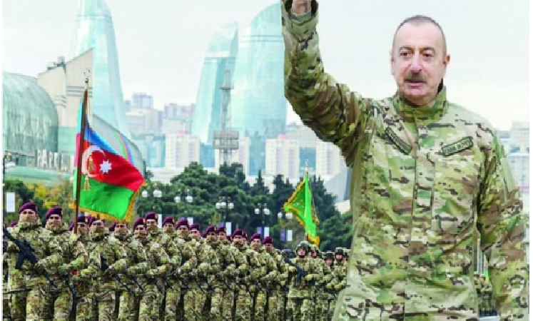 القوات المسلحة الأذربيجانية تحتفل بعيدها الوطني