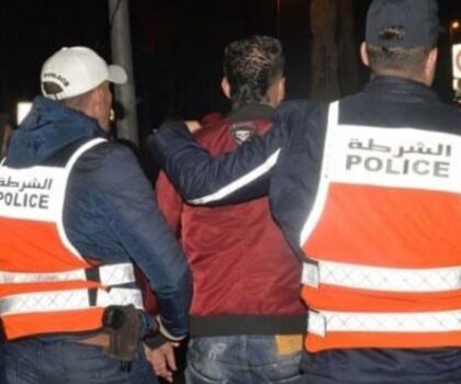 سطات..توقيف شاب قام بسرقة محل تجاري بتجزئة مفتاح الخير
