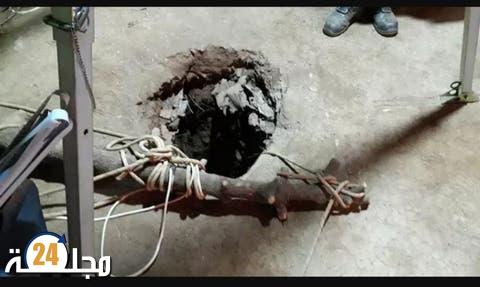 طفل هندي يعيش قصة ريان المغربي بأدق تفاصيلها