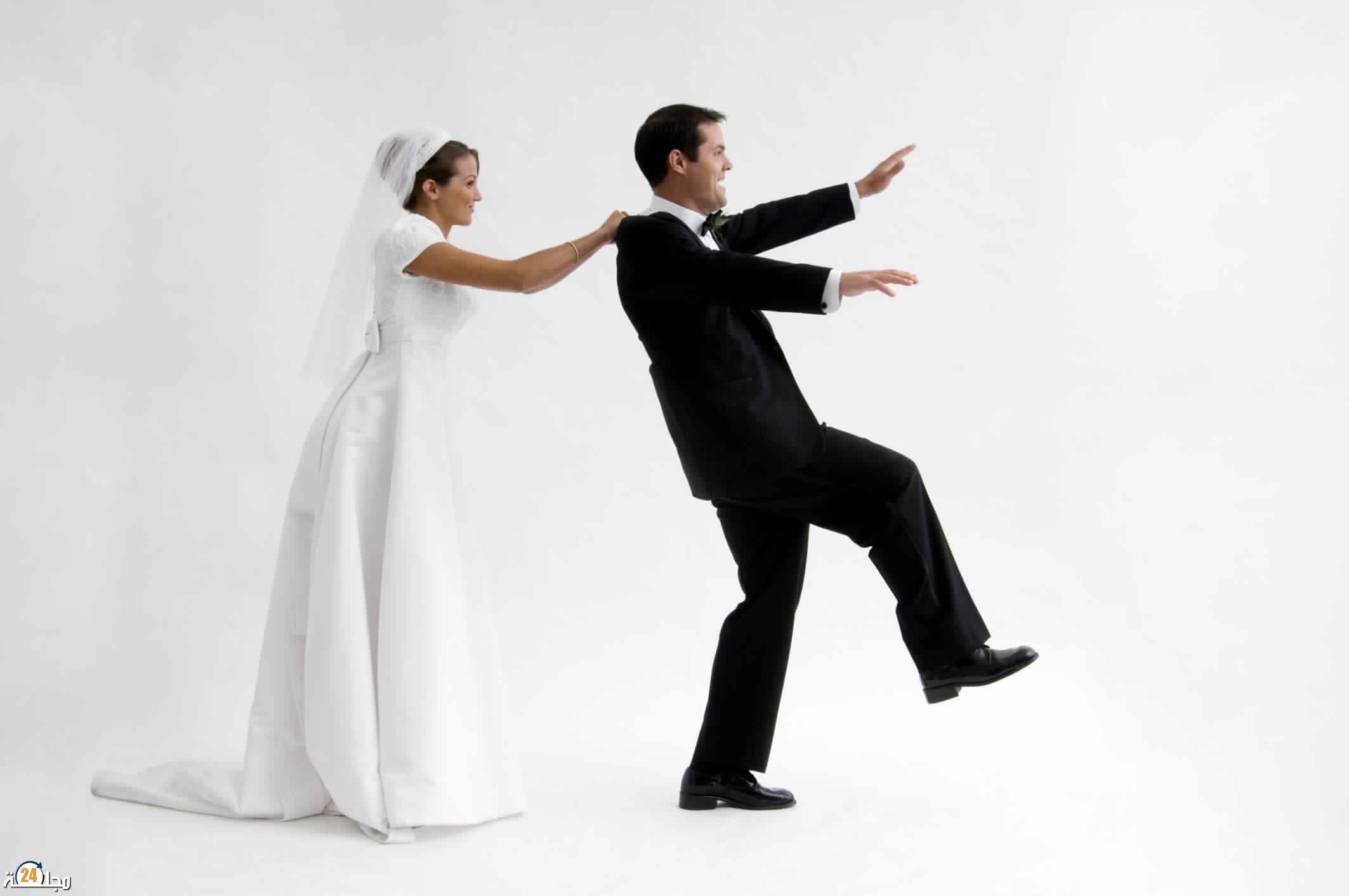 العنوسة تدخل البرلمان