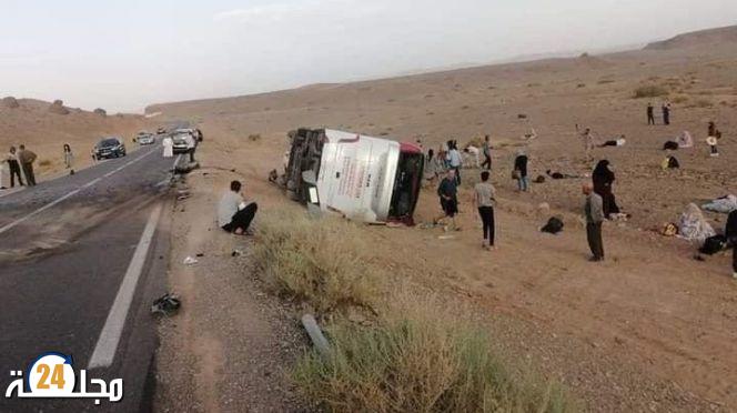 مصرع سائق وإصابة 46 راكبا في اصطدام بين حافلة وسيارة خفيفة بضواحي ورزازات