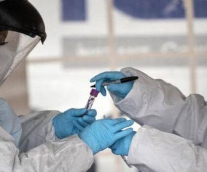 دولة عربية تواجه 3 أوبئة.. وقلق من أضاحي العيد