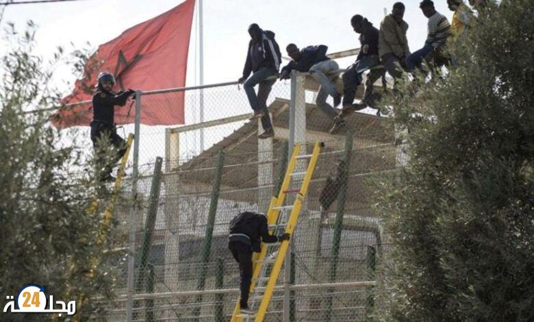 صحيفة كونغولية تبرز”الطابع المنظم” للهجوم الذي شنه مهاجرون على السياج الحديدي لمليلية