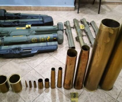 أمن مراكش يوقف مختلا عقليا بزي عسكري ويحجز معدات وذخيرة