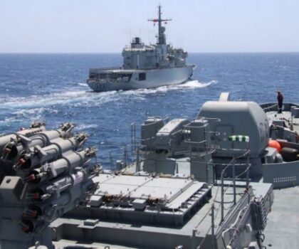 مناورات عسكرية مغربية هندية بسواحل الدار البيضاء